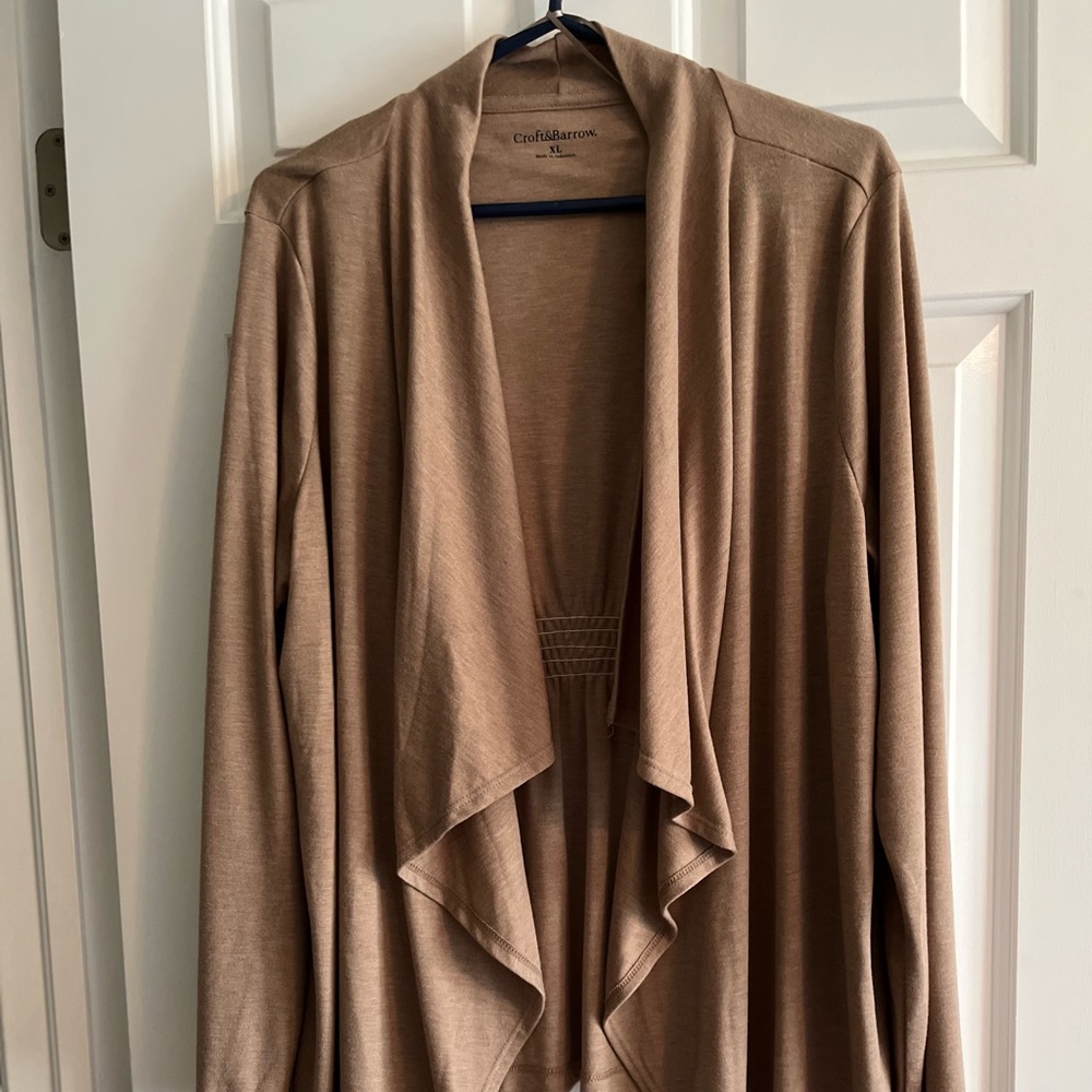 Like new Drape front cardigan
